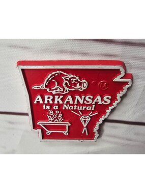 Arkansas State-Shaped Red Magnet With "Arkansas Is A Natural" Design Razorback B